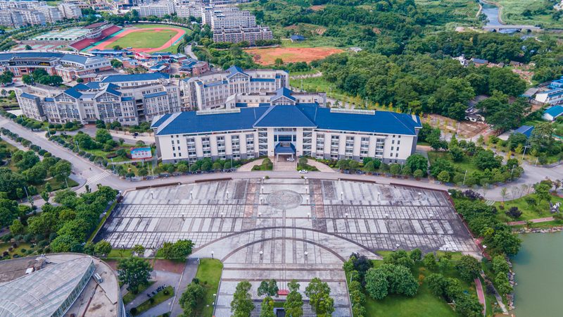 固态继电器与电磁继电器：耐久性对比解析**